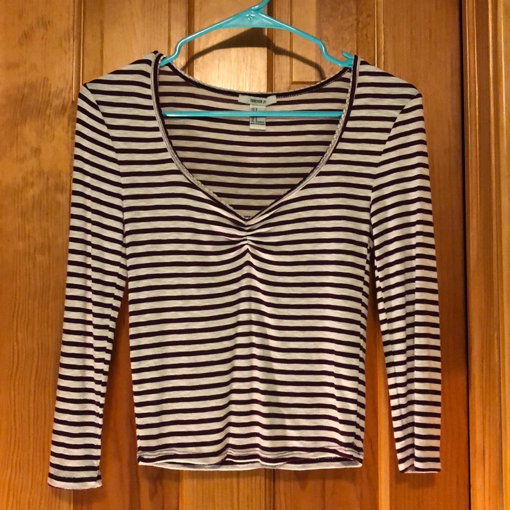 Cute 3/4 sleeve top!
